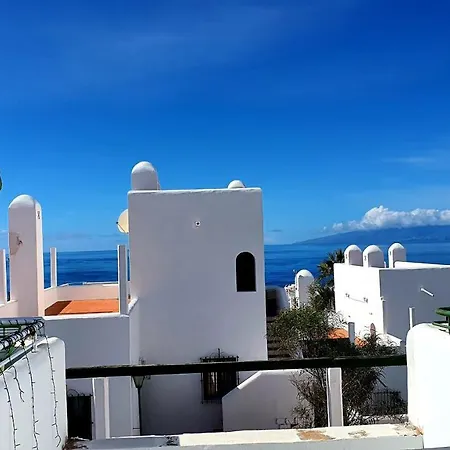 Ocean View Apartman *