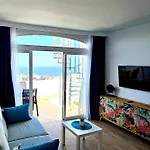 Ocean View Apartament *